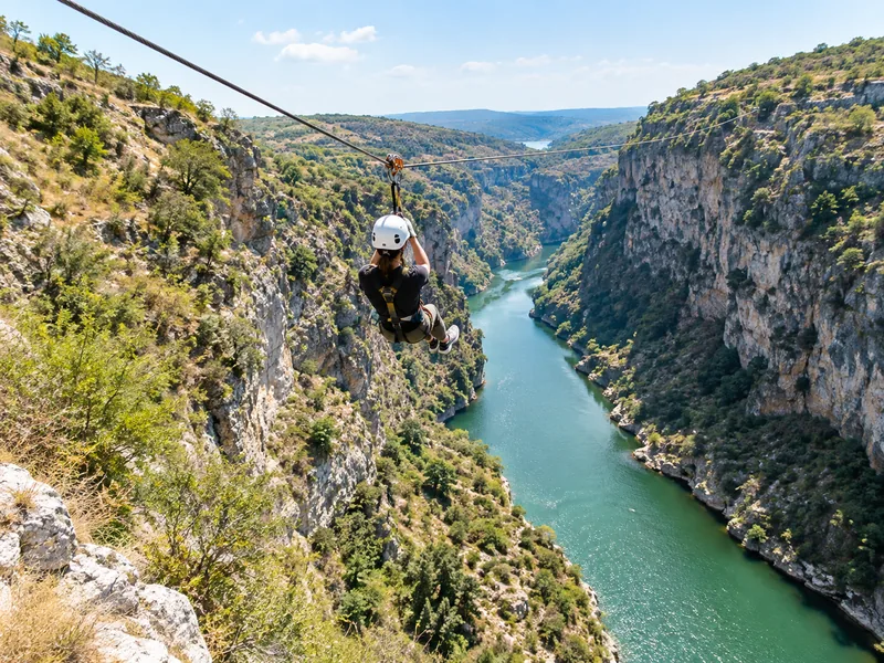 Zipline im Čikola-Canyon